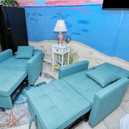 Waterfront Room, Heated Pool, Tiki Bar & Grill South Bradenton 외부 사진