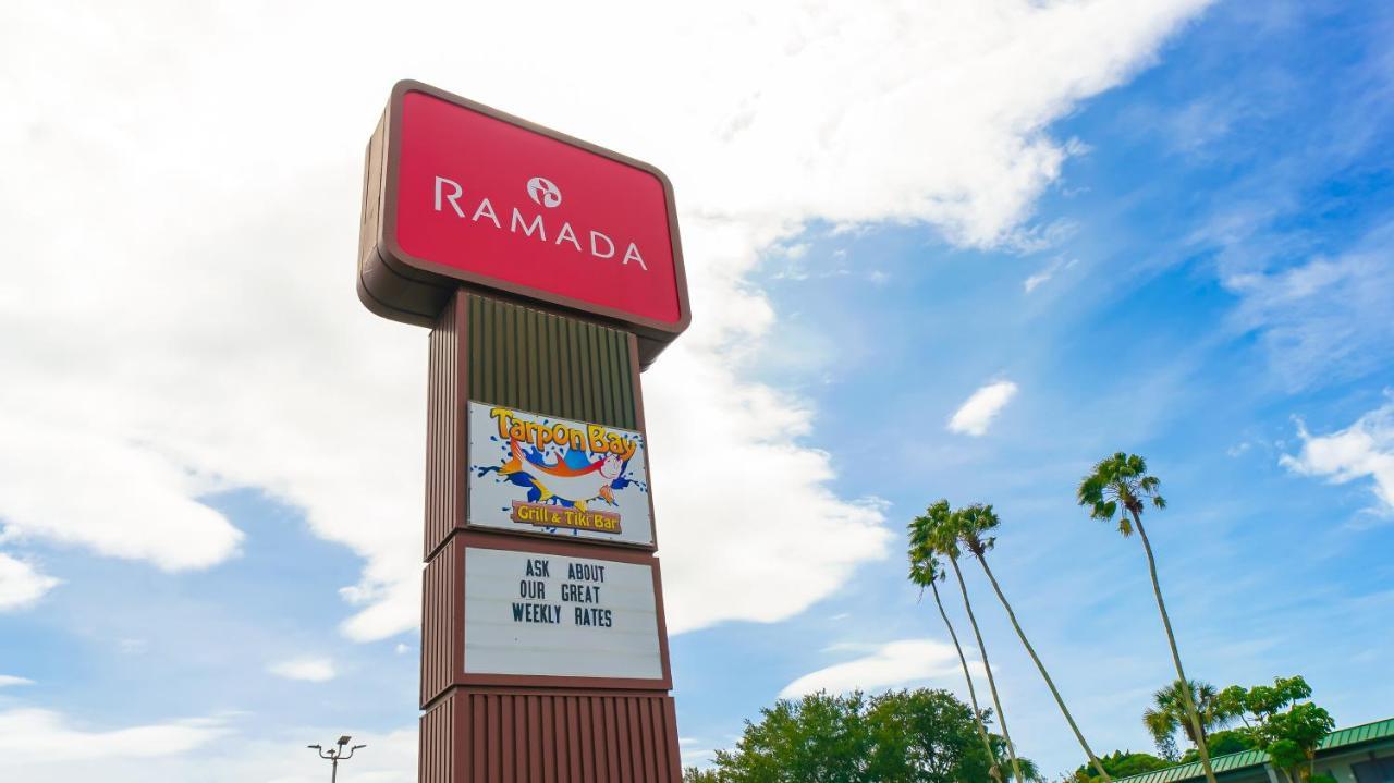 Waterfront Room, Heated Pool, Tiki Bar & Grill South Bradenton 외부 사진